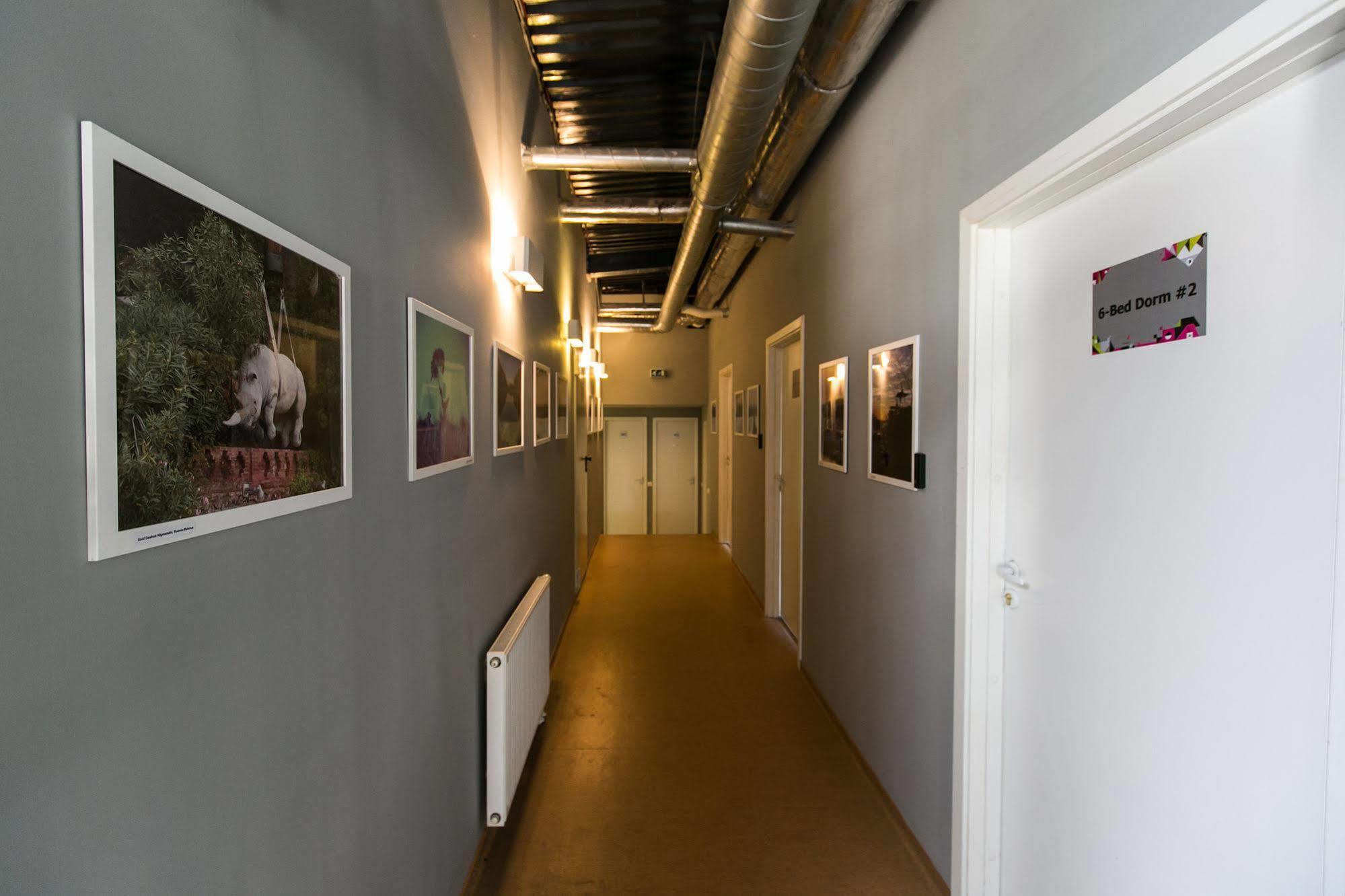 Fabrika Hostel Вильнюс Экстерьер фото